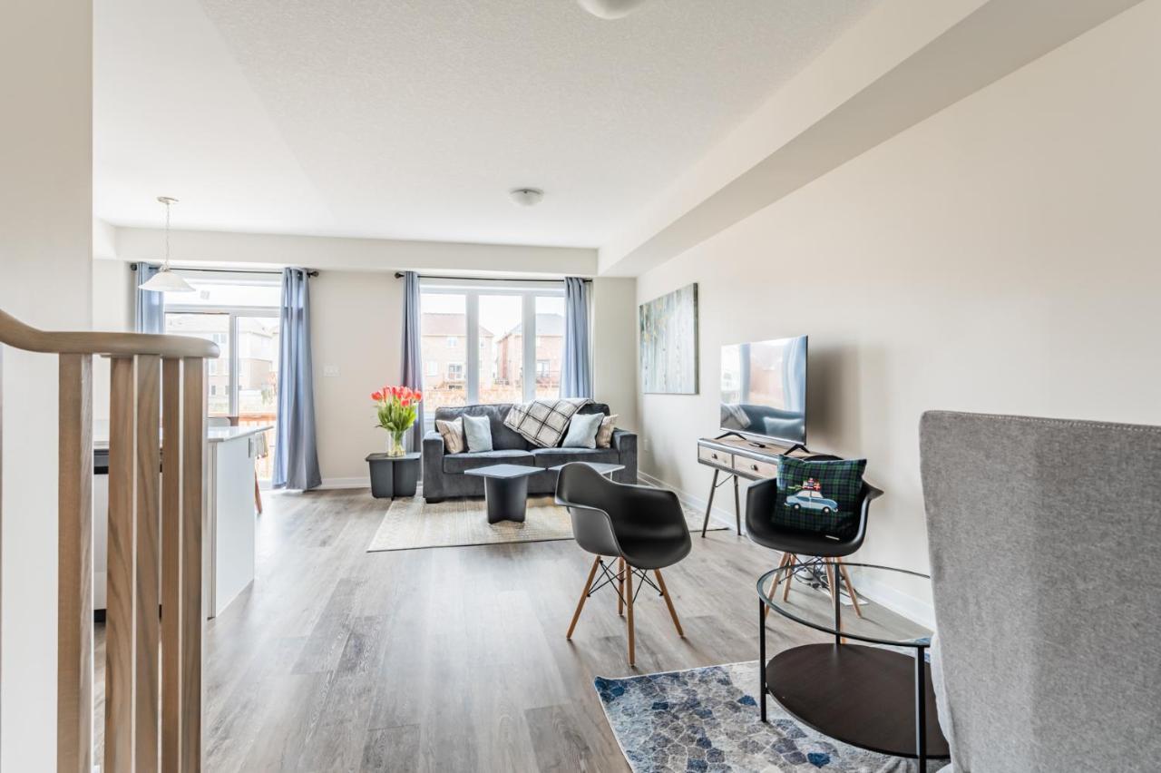 Luxury Townhouse Close To Fairview Casino In Niagara Falls Villa Exteriör bild