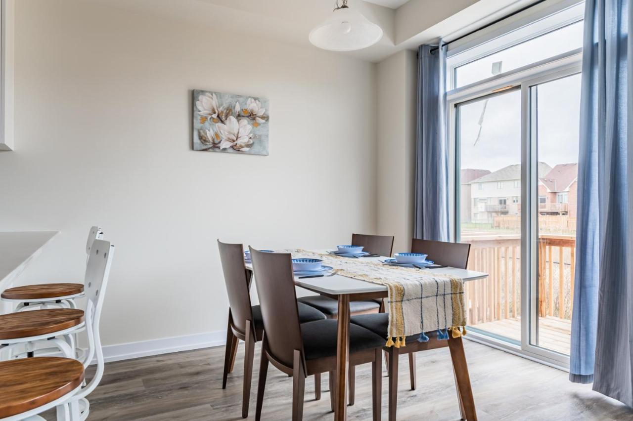 Luxury Townhouse Close To Fairview Casino In Niagara Falls Villa Exteriör bild