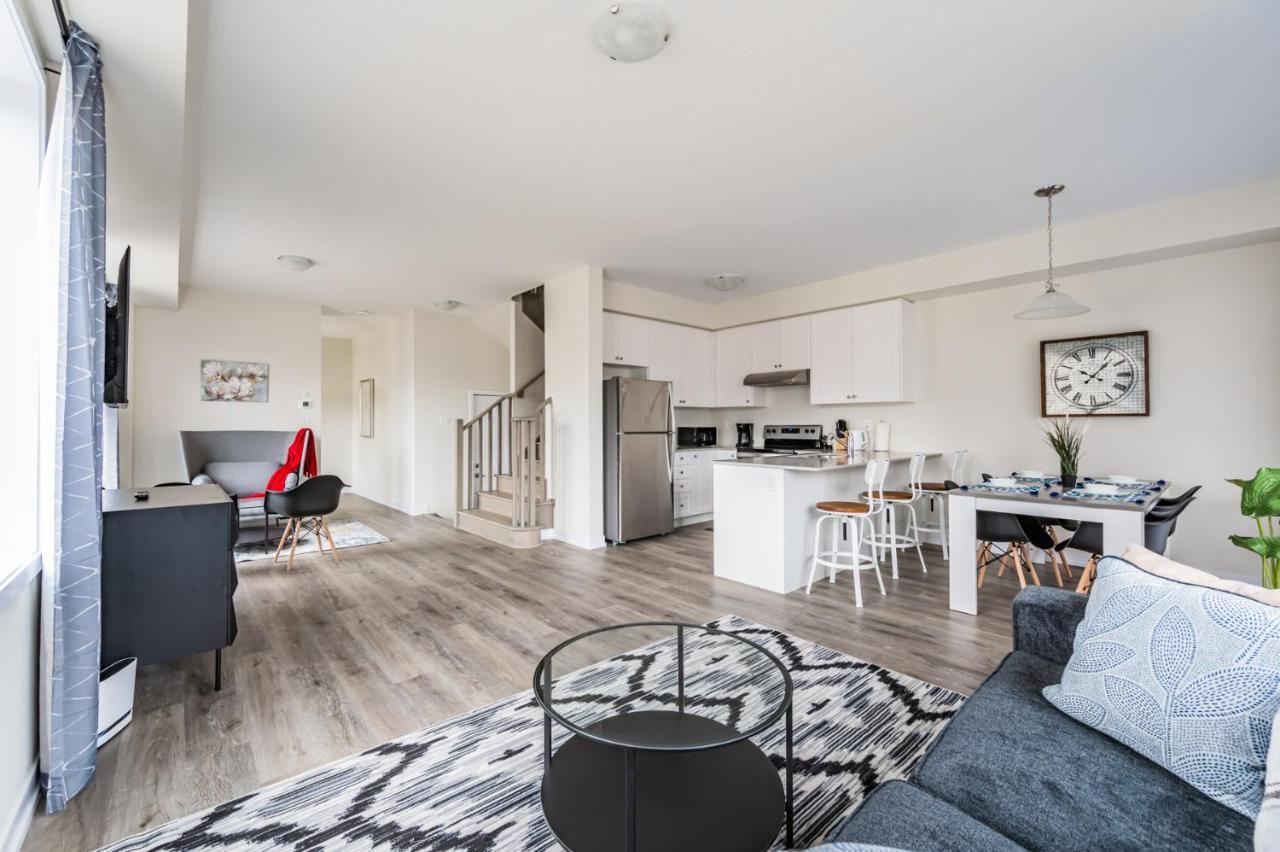 Luxury Townhouse Close To Fairview Casino In Niagara Falls Villa Exteriör bild