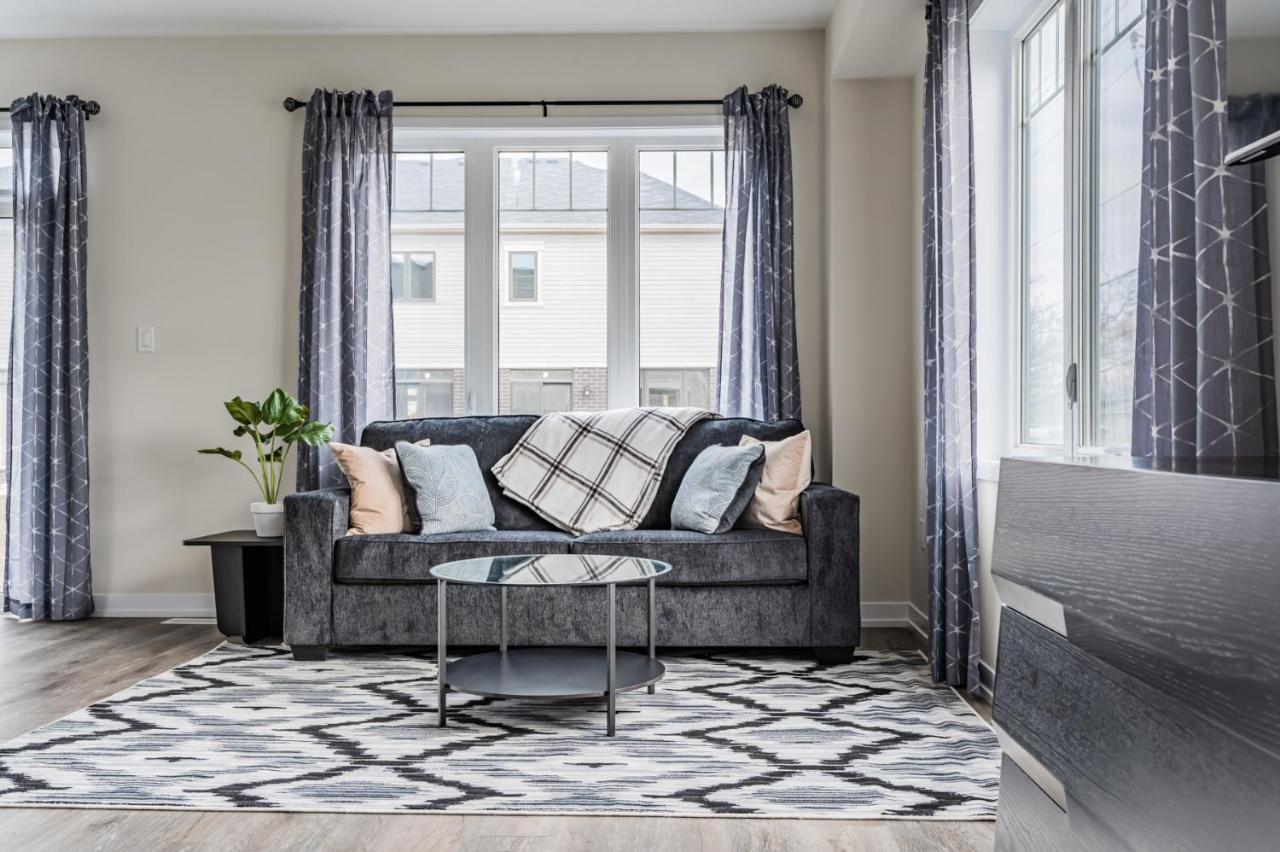 Luxury Townhouse Close To Fairview Casino In Niagara Falls Villa Exteriör bild
