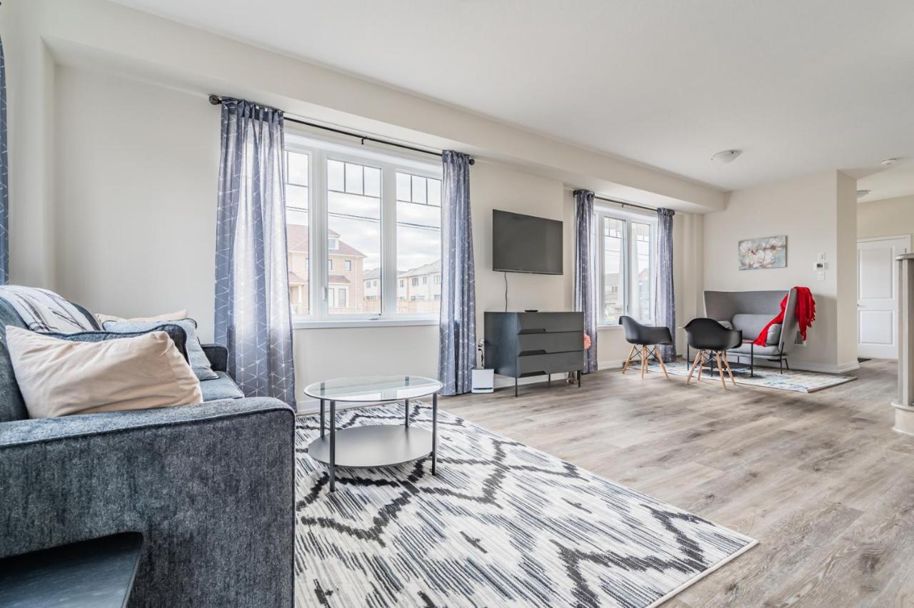 Luxury Townhouse Close To Fairview Casino In Niagara Falls Villa Exteriör bild